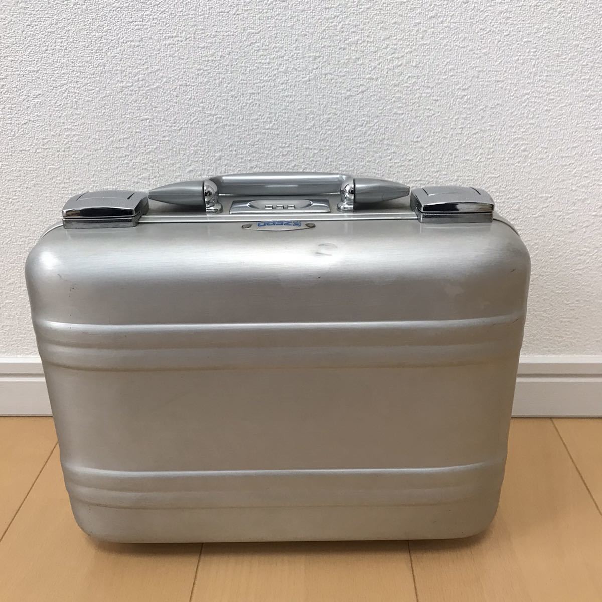 ゼロハリバートン 新しい ヴィンテージ 青ハリ アタッシュケース