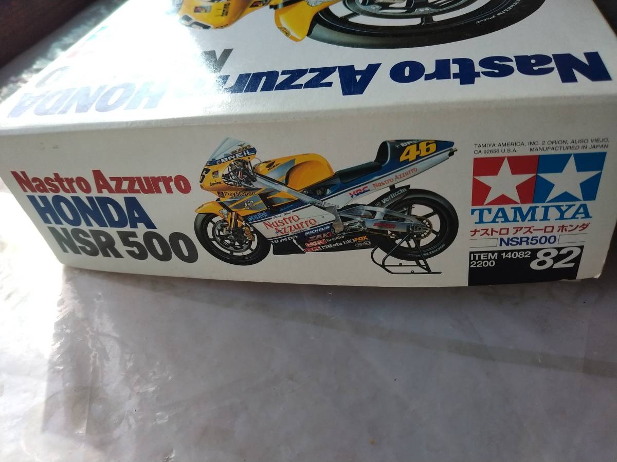 タミヤ　1/12スケール　ナストロ アズーロ ホンダ　ＮＳＲ500 2000年型　未組立品　プラモデル　モトＧＰ　バレンティーノ・ロッシ NSR500 ナストロ ホンダ MotoGP オートバイシリーズNO.82 オートバイシリーズ