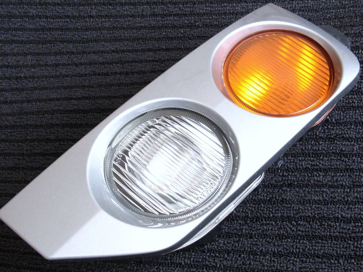 希少 ECR33スカイライン 前期フォグ付きウインカー R33 スカイライン 純正 フォグ ランプ ウィンカー 右 ECR33 HR33 中古