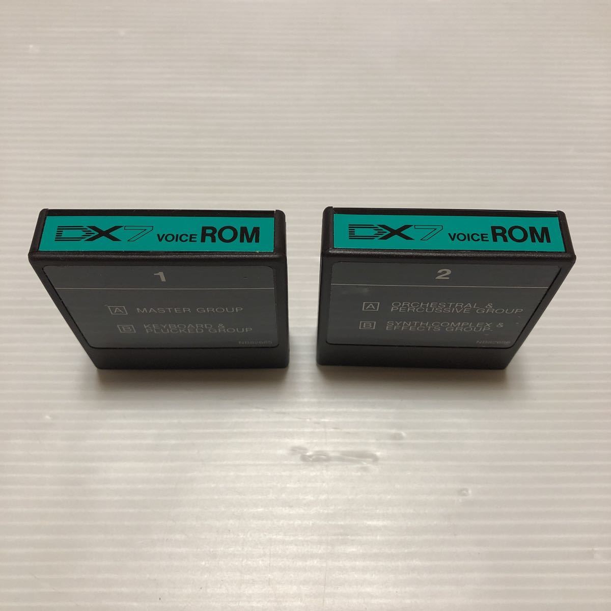 中古 レア YAMAHA DX7 VOICE ROM 1 & 2 SET 動作未確認