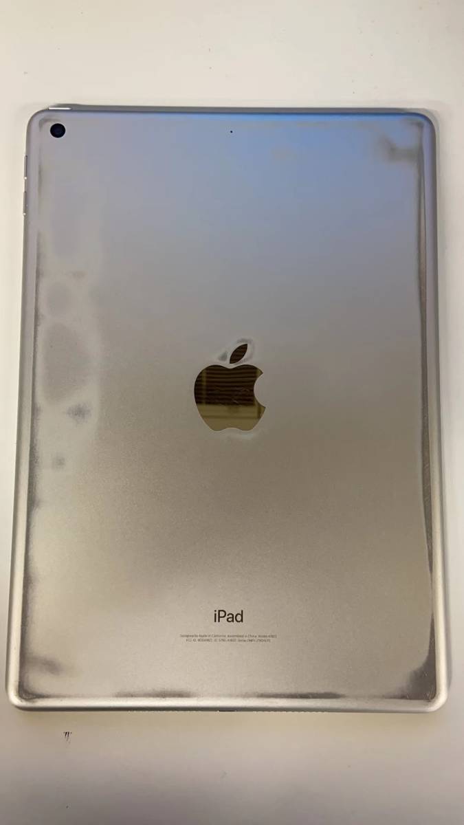 激安) Apple iPad 第5世代 Wi-Fiモデル (32GBシルバー) 、A1822初期化