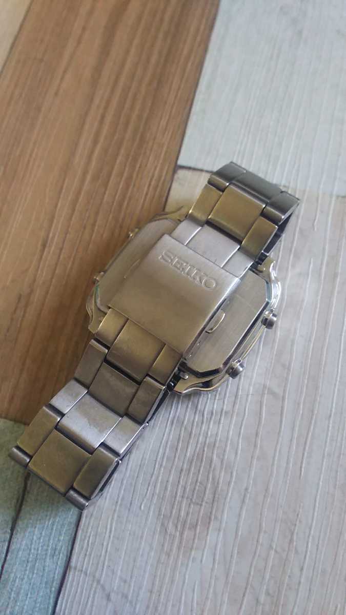 SEIKO セイコー セイコースピリット デジタル S760-0AB0 ソーラー電波