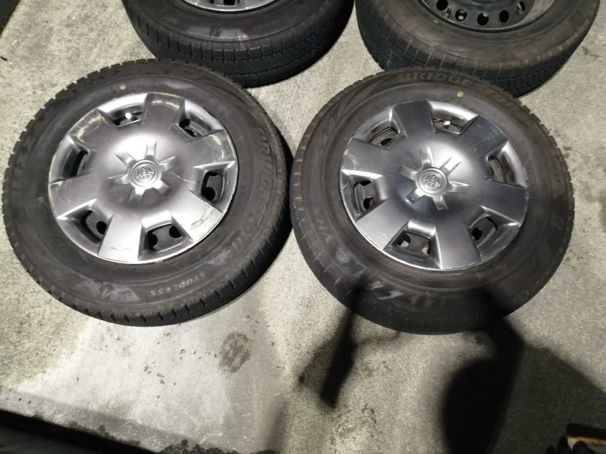 トヨタシエンタ純正スチール鉄チンホイールスタッドレスタイヤ175 