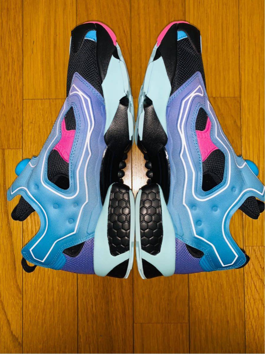 新品 Reebok INSTAPUMP FURY OG GLITCH FY9331 リーボック インスタ