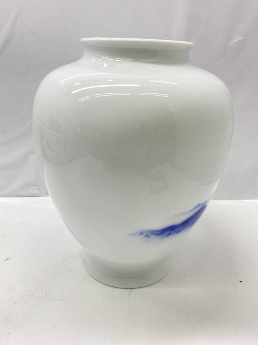 送料無料g03868 深川製磁 官窯染付 赤富士 壺 花瓶 宮内庁御用達
