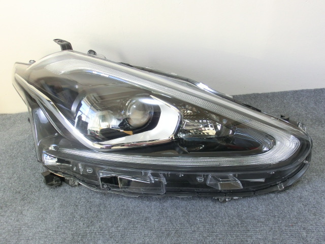 限定SALE，新作登場 NSP170G NHP170G 170系 シエンタ 前期 純正 LED 右 ヘッドライト ICHIKOH 52-289 81110-52K30 刻印2(ヘッドライト)｜売買されたオークション情報、yahooの商品情報をアーカイブ公開 - オークファン トヨタ用