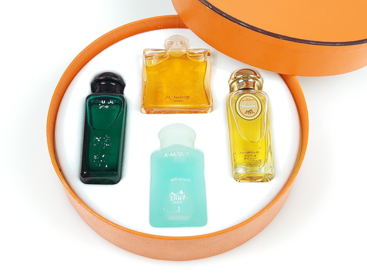 エルメス ヴァンキャトル フォーブル ライトオードトワレ 50ml