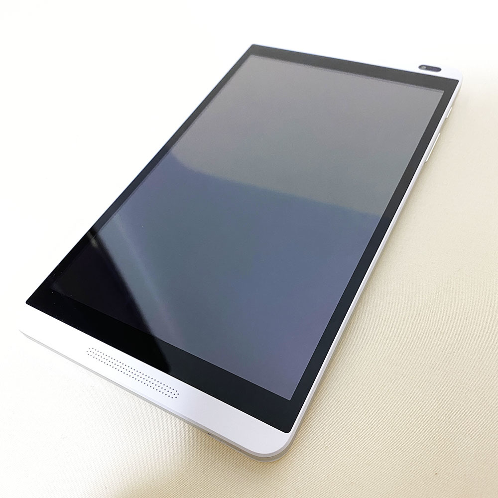 送料無料 美品 docomo d-01G dtab