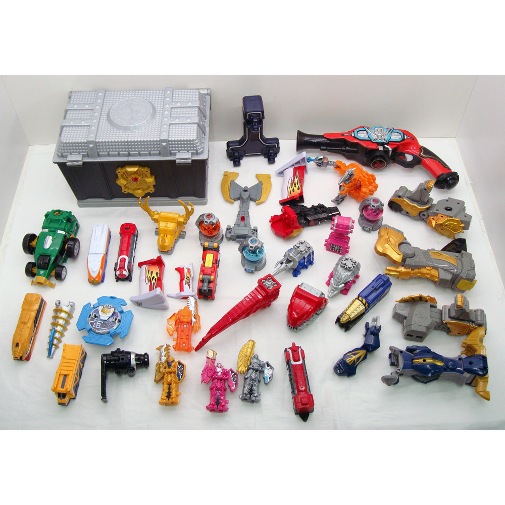 ジャンク】特撮系おもちゃ 大量まとめ スーパー戦隊 仮面ライダー