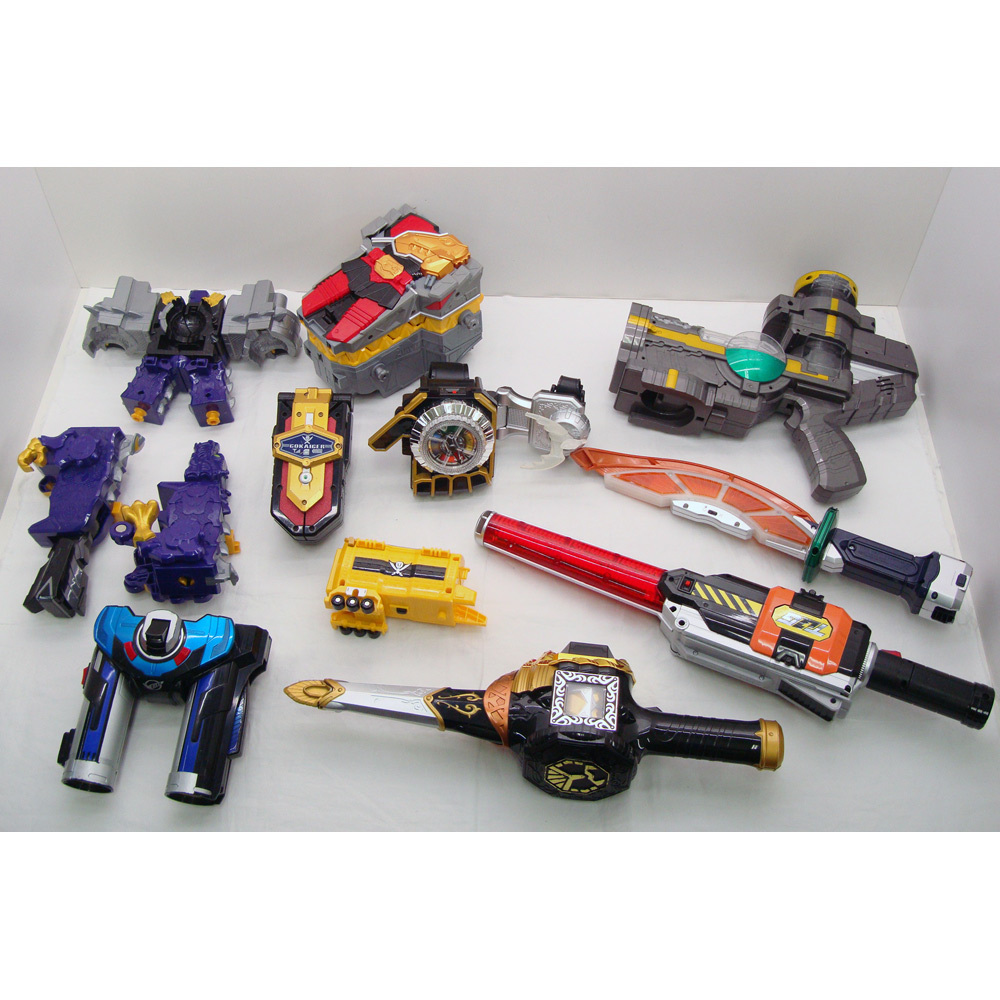 ジャンク】特撮系おもちゃ 大量まとめ スーパー戦隊 仮面ライダー 