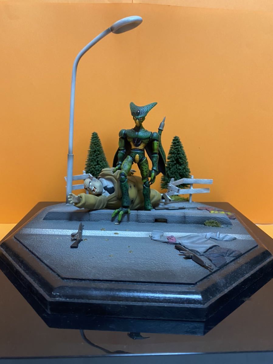ドラゴンボール セル フィギュア 完成品 改造 ガレージキット 