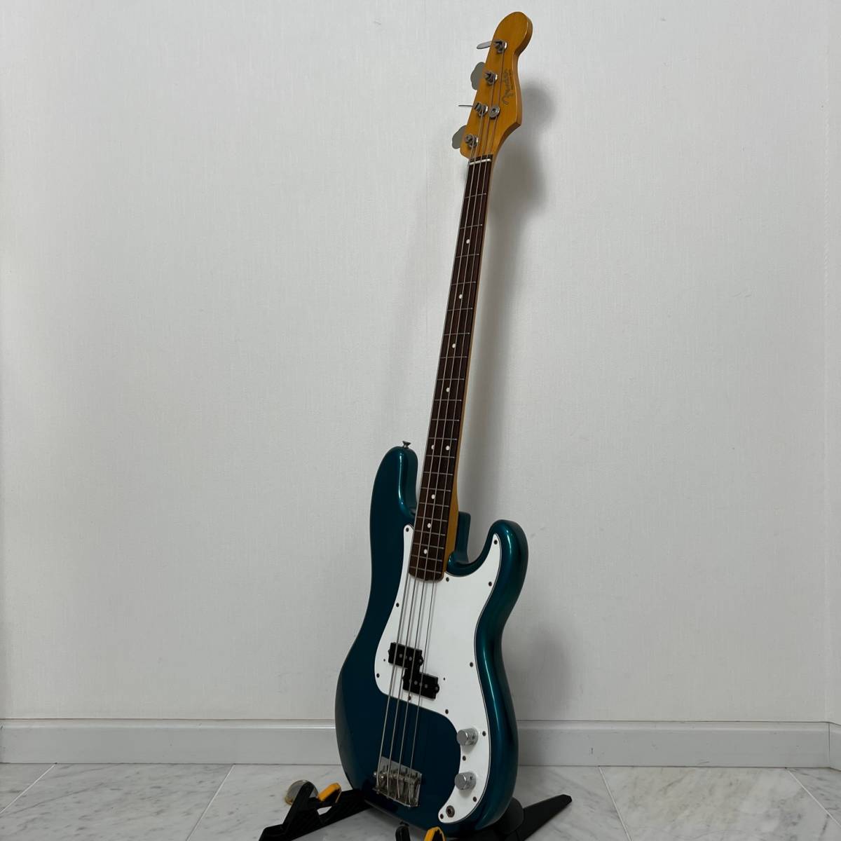 FENDERフェンダー Precision Bassプレジションベースフジゲン製 【公式