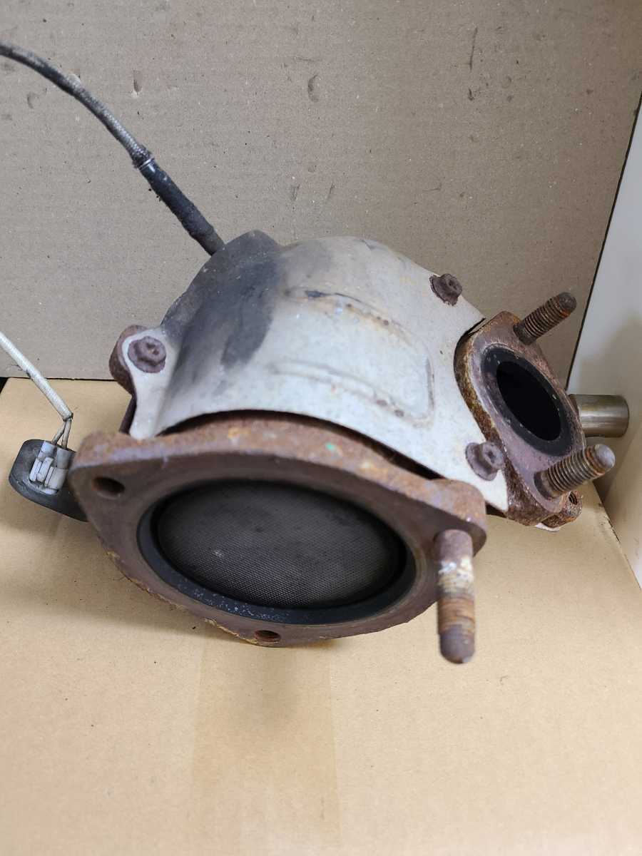 触媒 de51v エブリィ センサー付き ジャンク 素材用(触媒、エキマニ