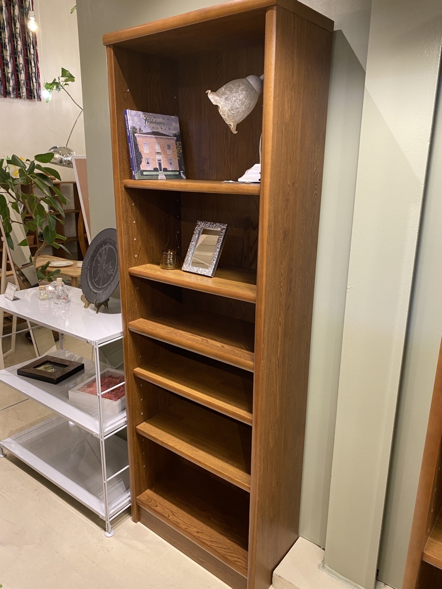 小島工芸 本棚 ブラウン W610 飾り棚 リビング家具 中古品①(本棚