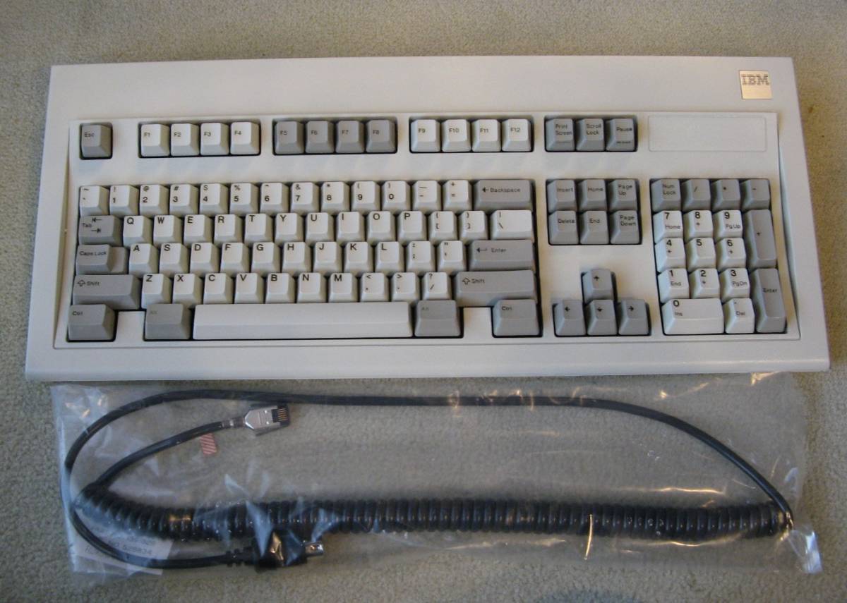 珍品】IBM model M 1390120 バックリング・スプリング・キーボード 角 
