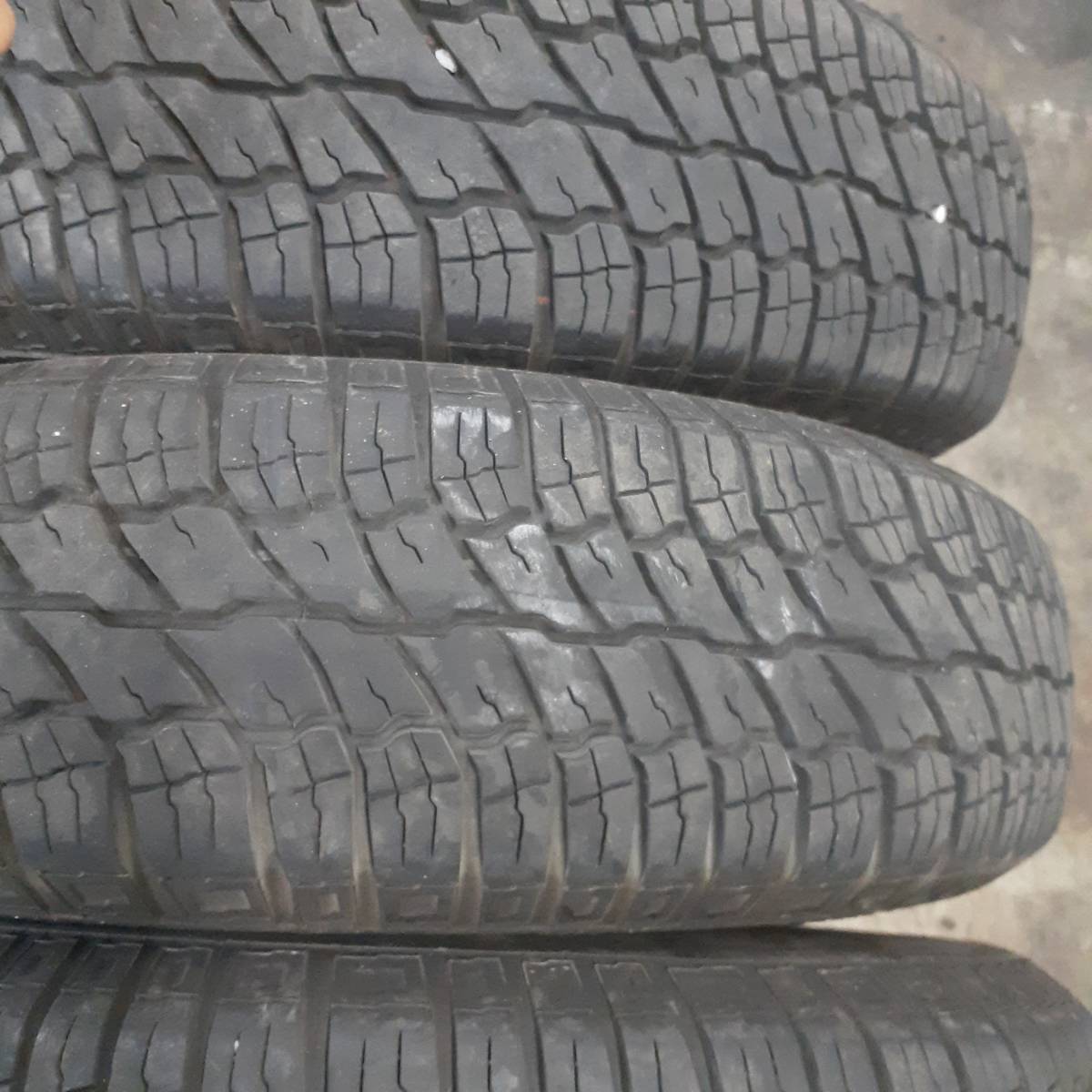 コンチネンタル 2017年製165&frasl;80R15 本&frasl;フランス製 165&frasl;80R15 公式通販 0 87T ContiContact CT22 25年製 CT 165／80r15の通販 （コンチ Continental 1 87tの通販
