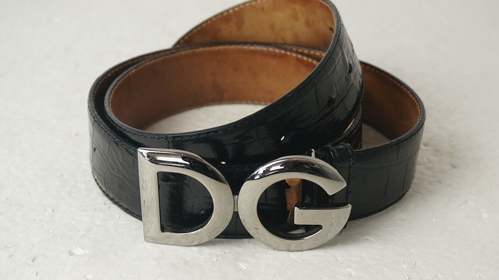 ベルト | ドルガバ メンズの通販 ウェア バイク DOLCE&amp;GABBANA（ベルト）のフリマアイテム一覧 シャイニングレザークロコダイル型押し2wayハンドバッグ バルコス 90センチの通販 クロコダイル柄レザーサドルバッグ[SB-48CR] メンズ DEGNER バイク取付 バルコス公式 すべて