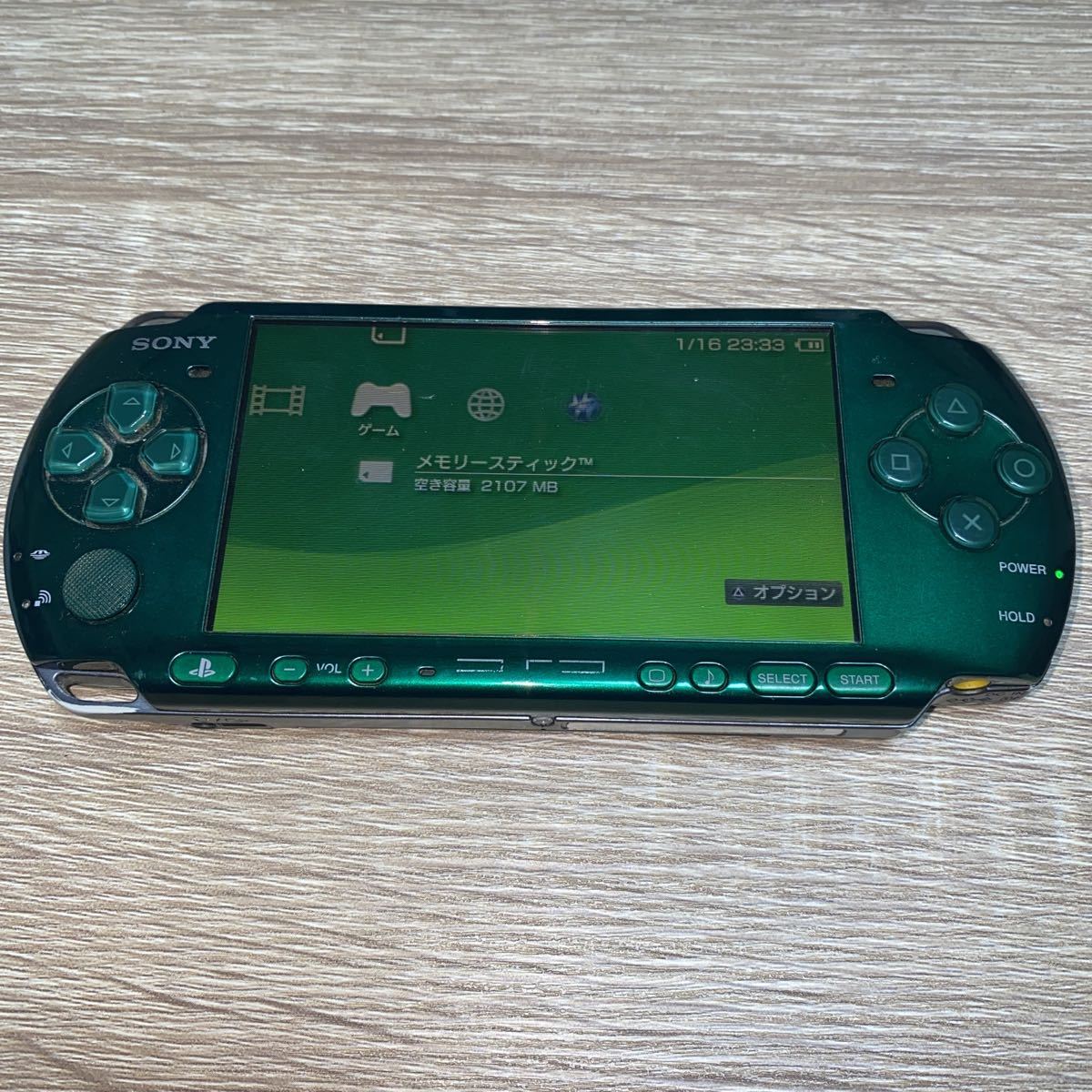 SONY PSP-3000 4GBメモリ グリーン PSP 6本ソフト付き モンハン 太鼓の