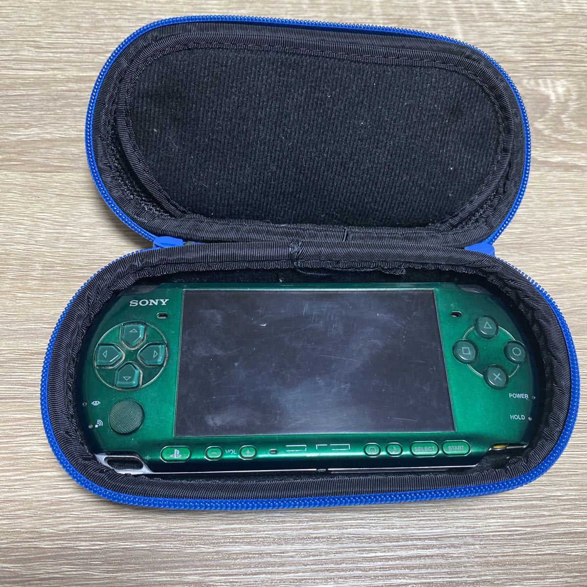 SONY PSP-3000 4GBメモリ グリーン PSP 6本ソフト付き モンハン 太鼓の