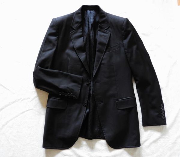  YG2 GUCCI グッチ スーツ２ ダークネイビー光沢 7-46R ハンガー付き(その他)｜売買されたオークション情報、yahooの商品情報をアーカイブ公開 - オークファン 男性用