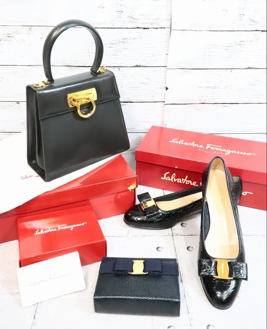 SALE，定番人気 ト長 Salvatore Ferragamo フェラガモ 小物入れ パンプス ハンドバッグ まとめ売り 3点 元箱付き レディース IA259IOB50(かばん、バッグ)｜売買されたオークション情報、yahooの商品情報をアーカイブ かばん、バッグ