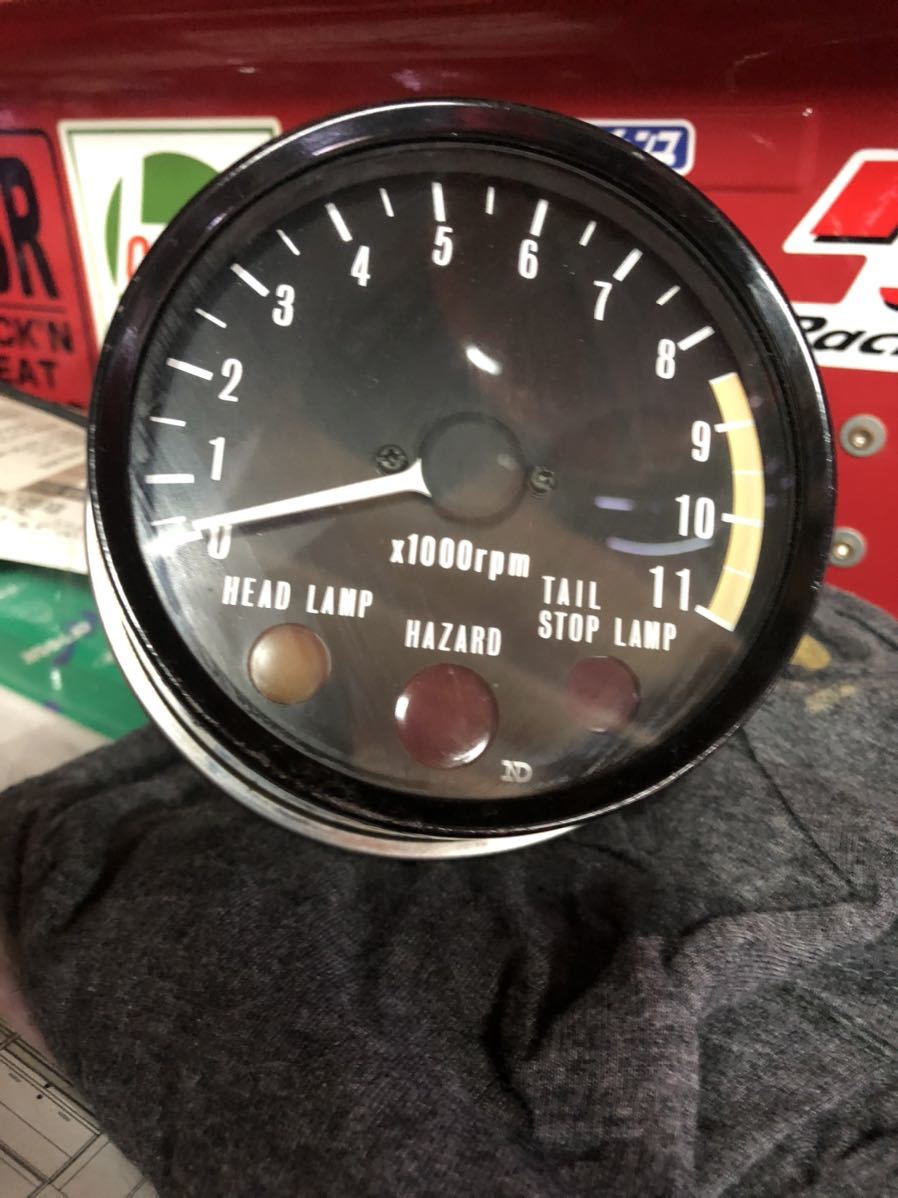 Z1R2型 タコメーター