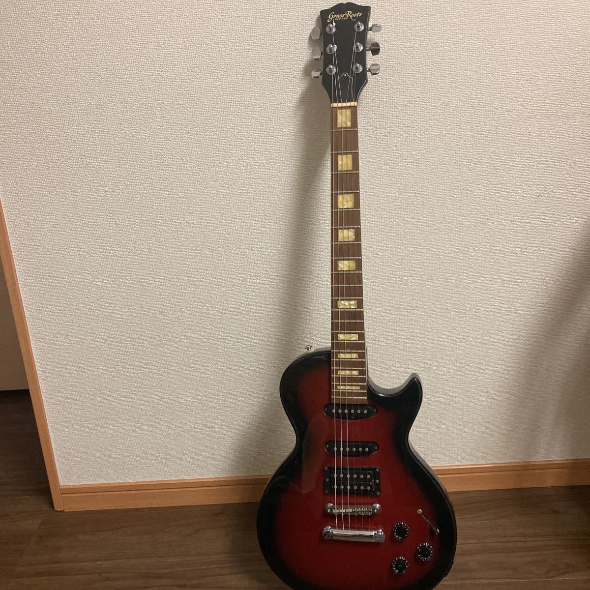 GrassRoots/グラスルーツ レスポールカスタム ブラック ソフトケース付 GrassRoots/グラスルーツ レスポールカスタム ブラック ソフトケース付