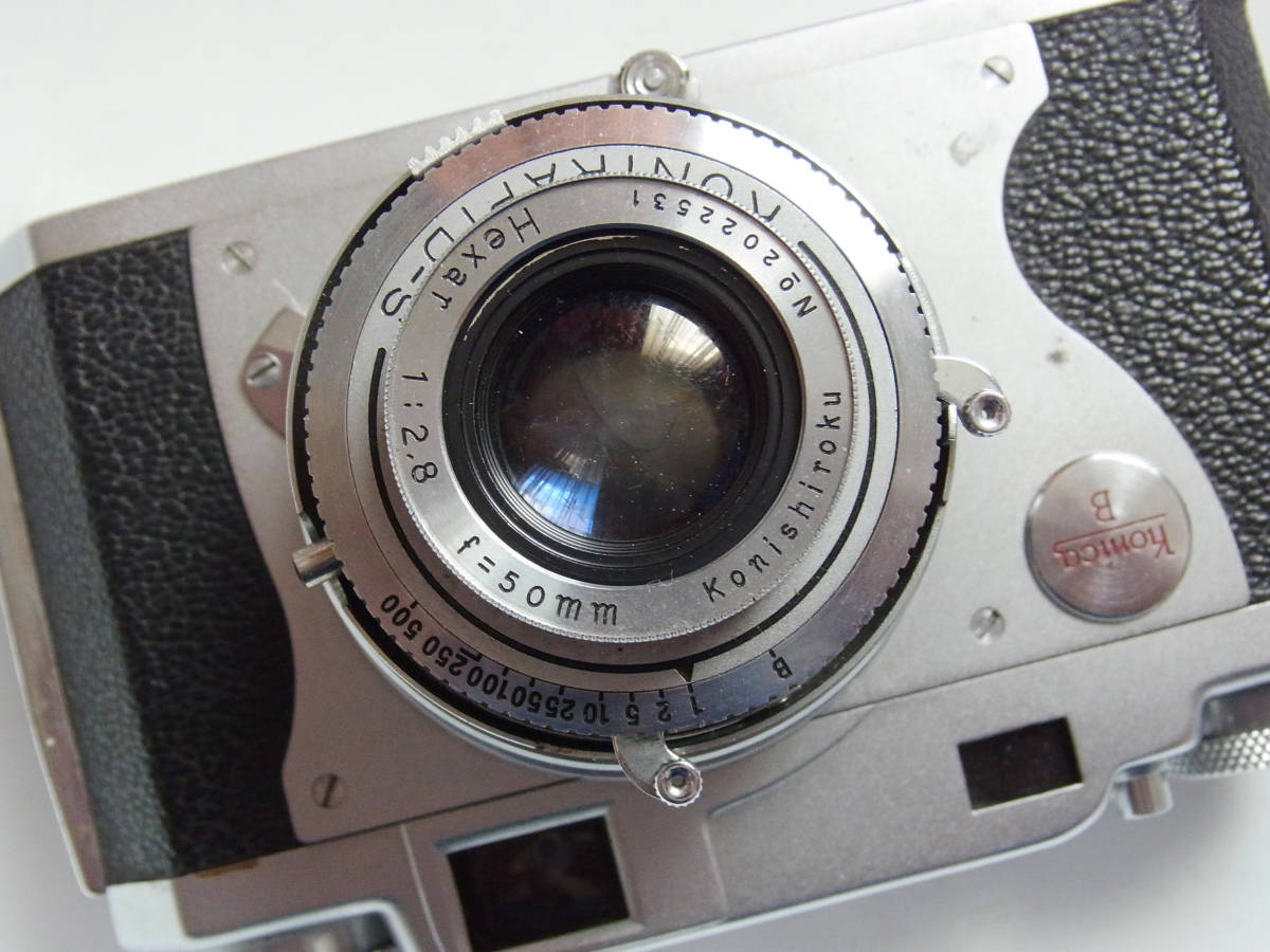綺麗な状態の独特のフォルムのコニカⅡB、Hexar 50mmF2.8レンズ付き 50mm