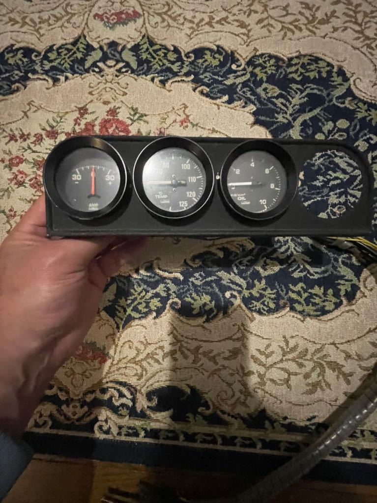 【高品質，新品】 当時物 旧車 オオモリ 大森 LAMCO ラムコ電流計 油温計 油圧計 52&phi;追加メーター4連パネル付きメーター(追加メーター)｜売買されたオークション情報、yahooの商品情報をアーカイブ公開 - オー 追加メーター