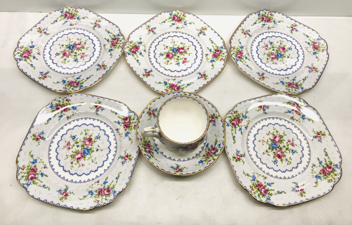 プチポワン ロイヤルアルバート ALBERT ROYAL Albert Royal Old Roses 