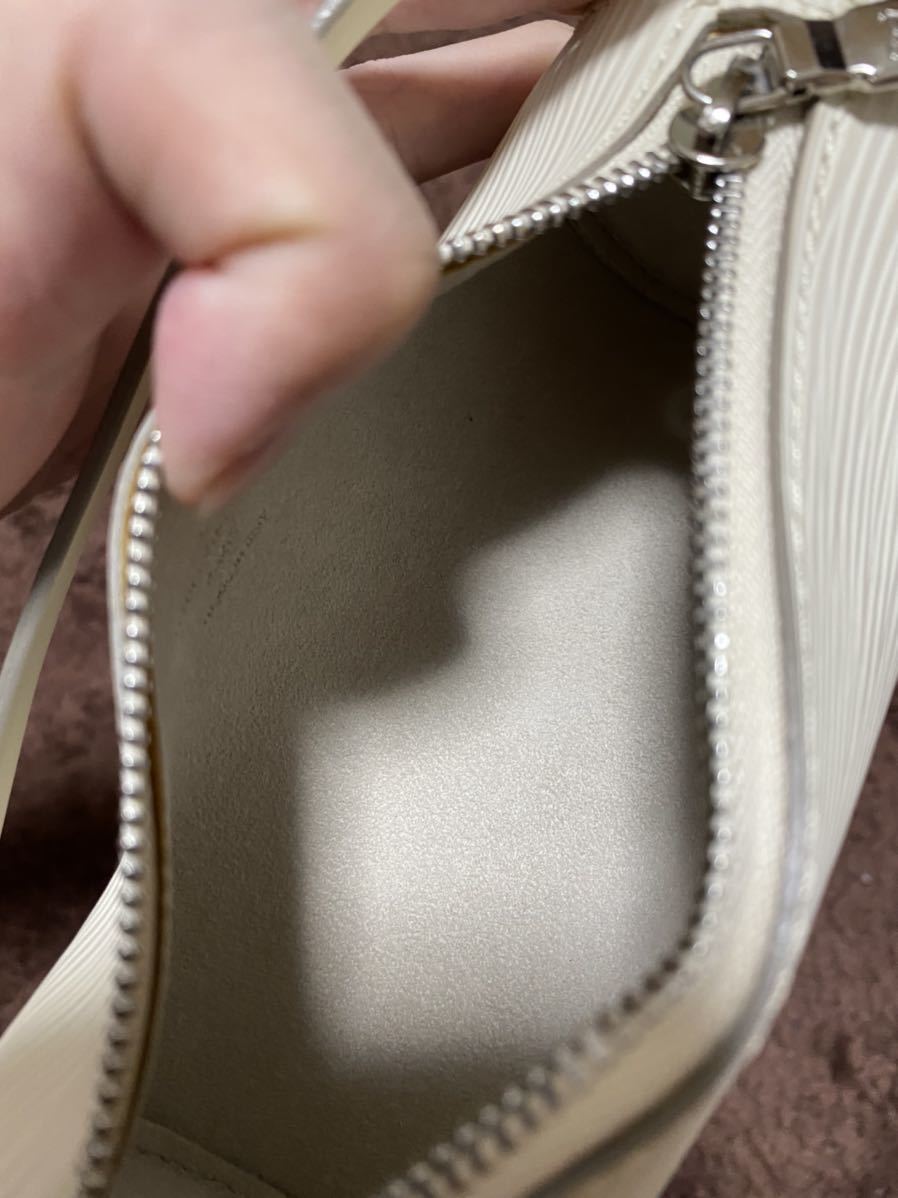 エピ LOUIS VUITTON スフロ ヴィトン ルイ ルイヴィトン ポーチ - PAY 付属ポーチの通販はau スフロ付属ポーチ スフロ用ポーチ 小物 VUITTONルイヴィトン スフロ』M5286E