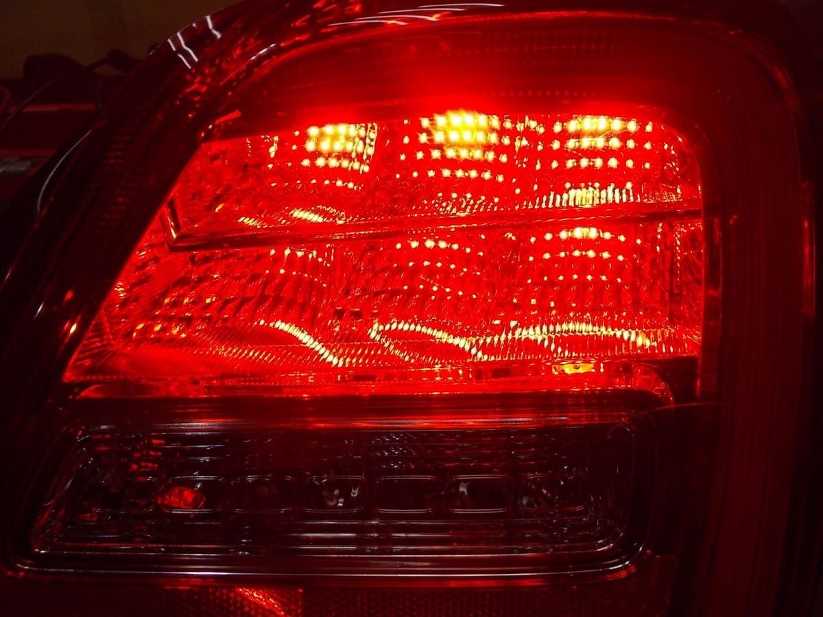 zc33s 純正テールランプ左側 純正テールランプ スポーツテールランプ zc33s テールランプ led 点灯