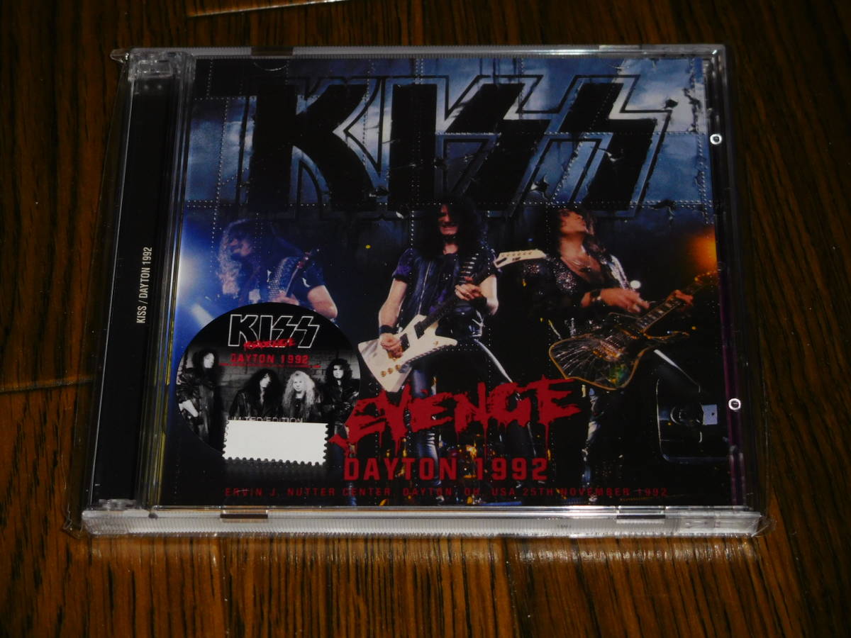  KISS / DAYTON 1992 初回ナンバリングステッカー付 ZODIAC Paul Stanley Gene Simmons Bruce Kulick Eric Singer(Kiss)｜売買されたオークション情報、yahooの商品情報をアーカイブ公開 - オークファン K
