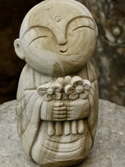 花地蔵様の石像h23cm／2.5kg 仏像 お地蔵さん 地蔵菩薩 石仏 0414