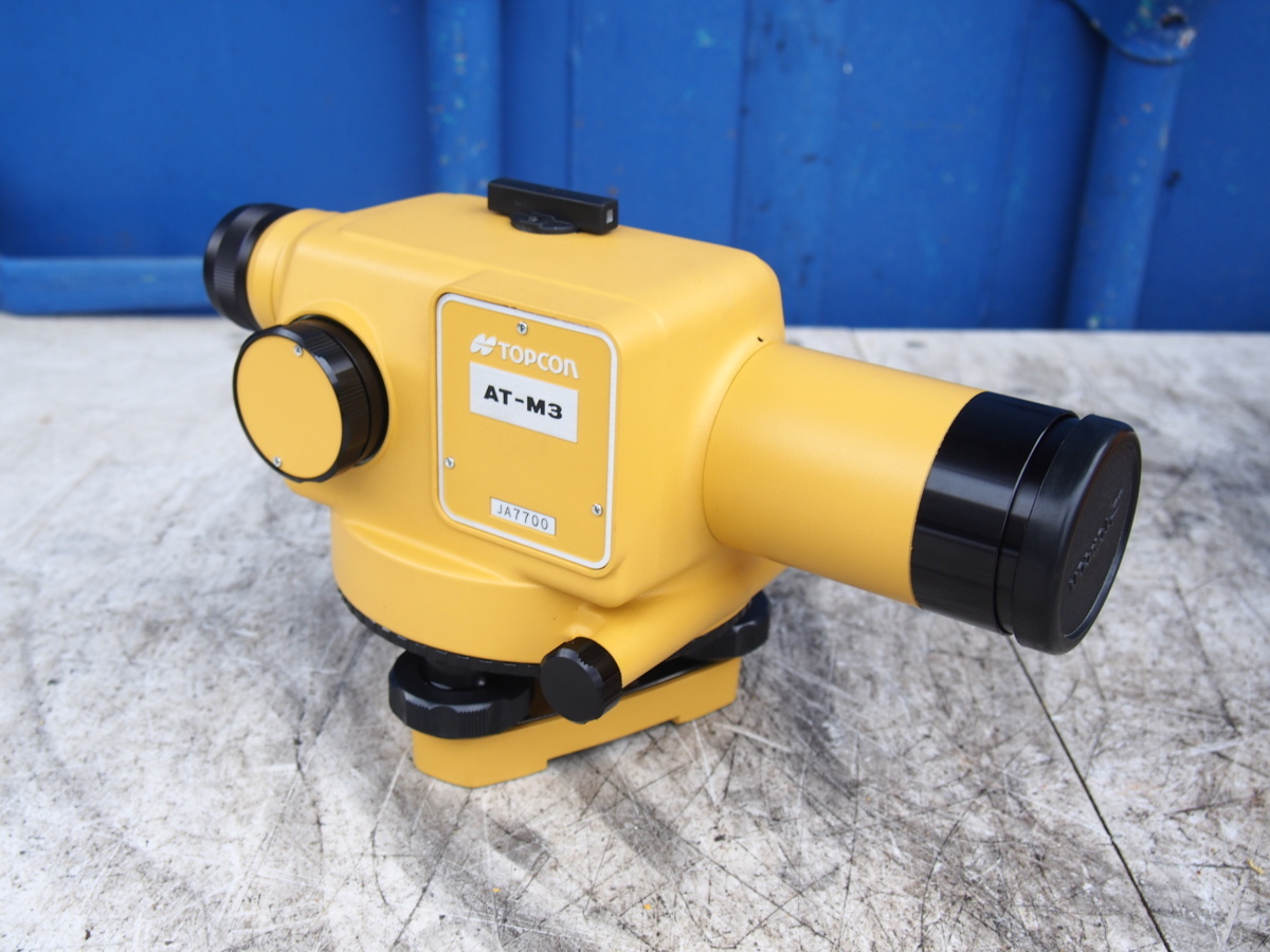 ☆(H0404-4) TOPCON トプコン AT-M3 レベル 測量器 3級水準儀 三脚付き