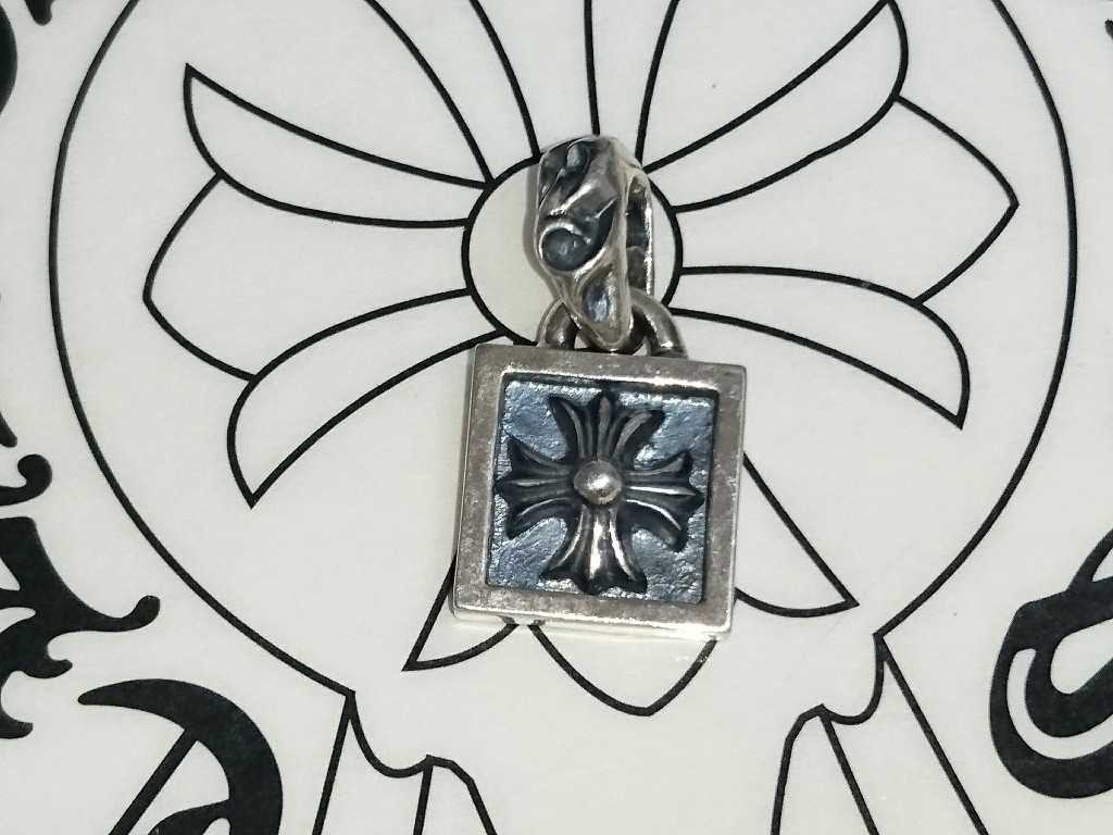 CHROME HEARTS フレームドCHプラスチャーム クロムハーツ