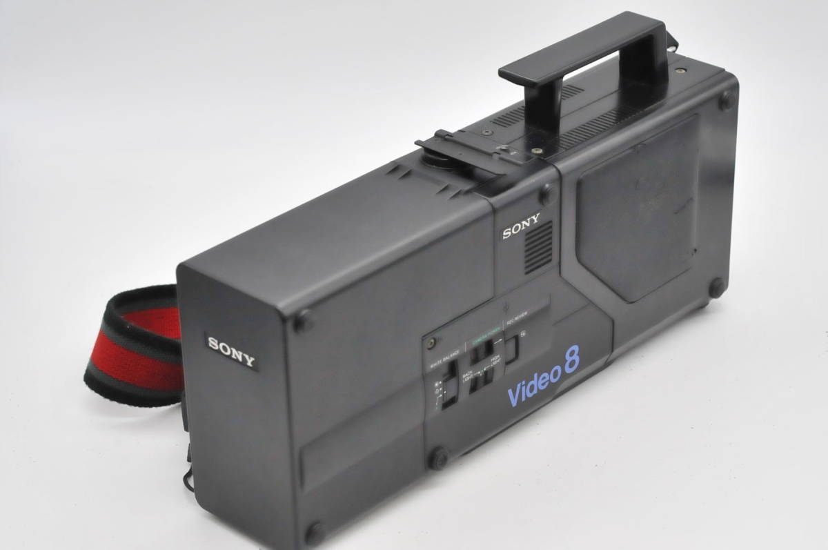 USED／ジャンク】SONY 8mmビデオカメラレコーダー CCD-V8＊外観程度