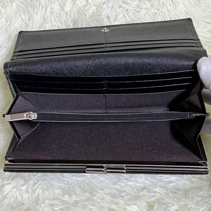 美品BURBERRY バーバリー レザー エンボスチェック がま口 ガマ口 長  