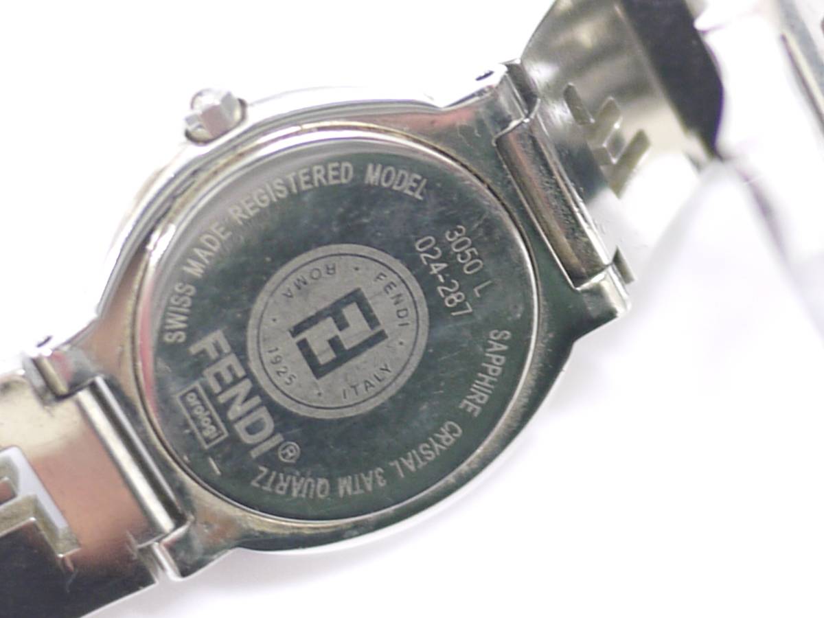 フェンディ 腕時計 3050L ラウンド 黒文字盤 シルバー金具 2針