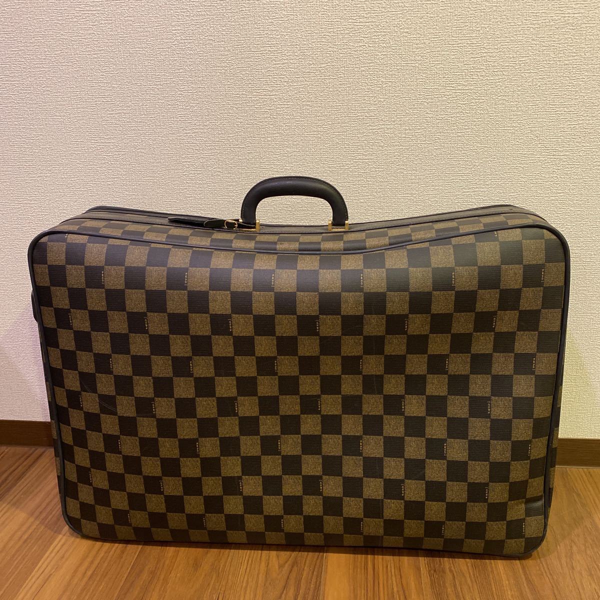 希少】FENDI フェンディ バッグ 旅行トランク スーツケース キャスター 