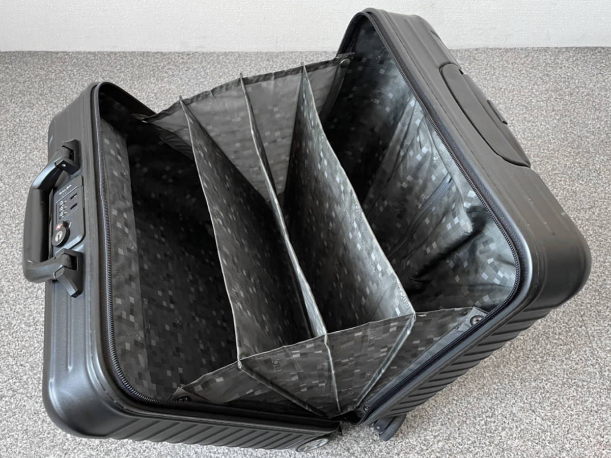 【美品】RIMOWA リモワ ビジネス トロリー サルサ 27L 4輪 ブラック RIMOWA SALSA BUSINESS リモワ サルサ ビジネストロリー 27L 4輪