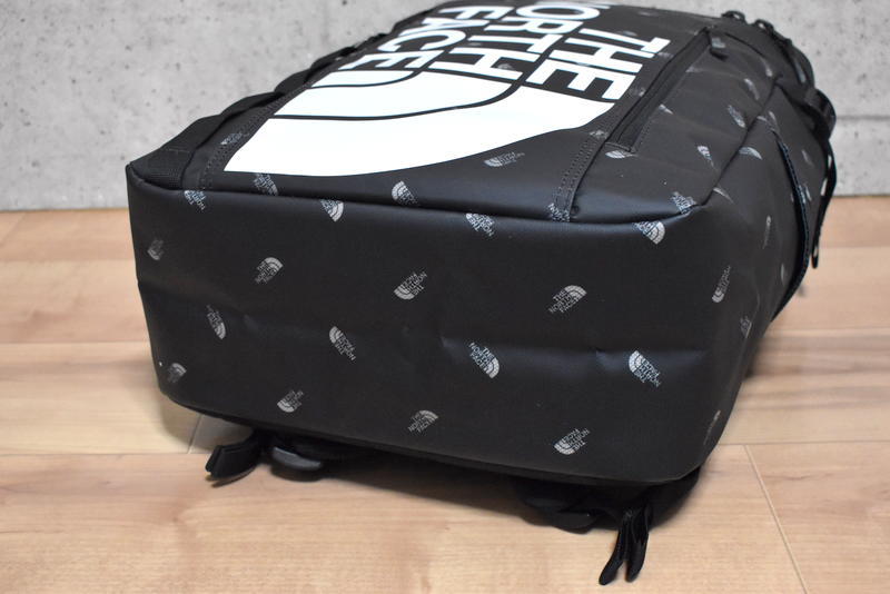 ノースフェイス BCヒューズボックス 30L トスロゴプリント 【公式通販】