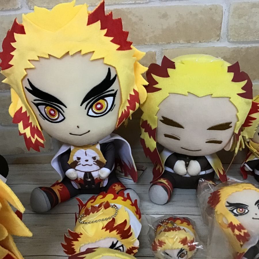 現状】 キャラ分け 鬼滅の刃 煉獄杏寿郎 グッズ まとめ売り ぬいぐるみ 