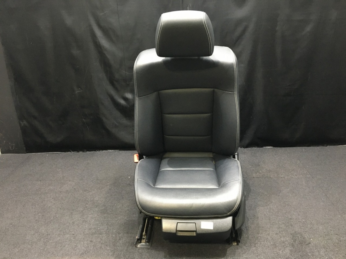 63 メルセデス ベンツ W212 E350 フロント 左 シート レールキャッチ付 レザー 収納 黒革 傷汚れ有 212256 AVG AMG S PKG H22年12月 197 黒 W212 メルセデスベンツ メルセデス・ベンツ 2014-2016 525psの新型Eクラス「E63AMG」登場！ Eクラス|高品質なメルセデスベンツ、BMW