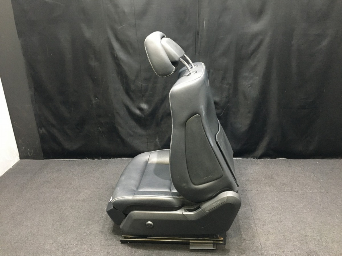 63 メルセデス ベンツ W212 E350 フロント 左 シート レールキャッチ付 レザー 収納 黒革 傷汚れ有 212256 AVG AMG S PKG H22年12月 197 黒 W212 メルセデスベンツ メルセデス・ベンツ 2014-2016 525psの新型Eクラス「E63AMG」登場！ Eクラス|高品質なメルセデスベンツ、BMW