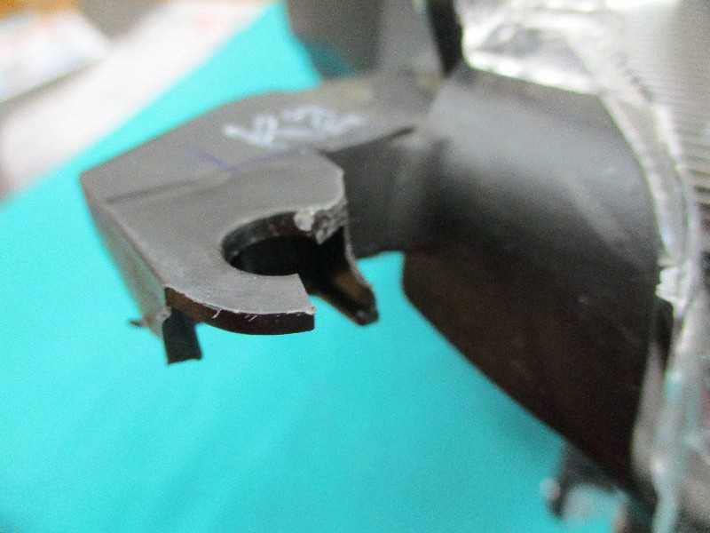 ヤリス（MXPH10）純正ヘッドライト 左 運転席側 品番：81110-K0030