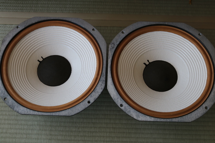 ☆★　【作動品・美品】　 JBL-LE14A 　８　アルニコ　ペア LE14A JBL ペア ◇ ウーファーユニット ペア□ビンテージ