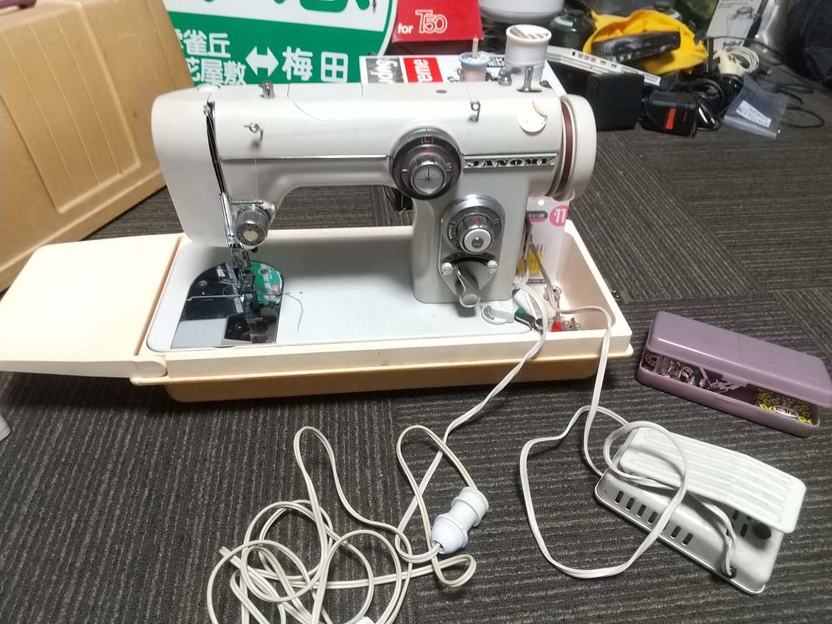 低価，HOT 箱あります JANOME 672 アンティークミシン ダイヤル
