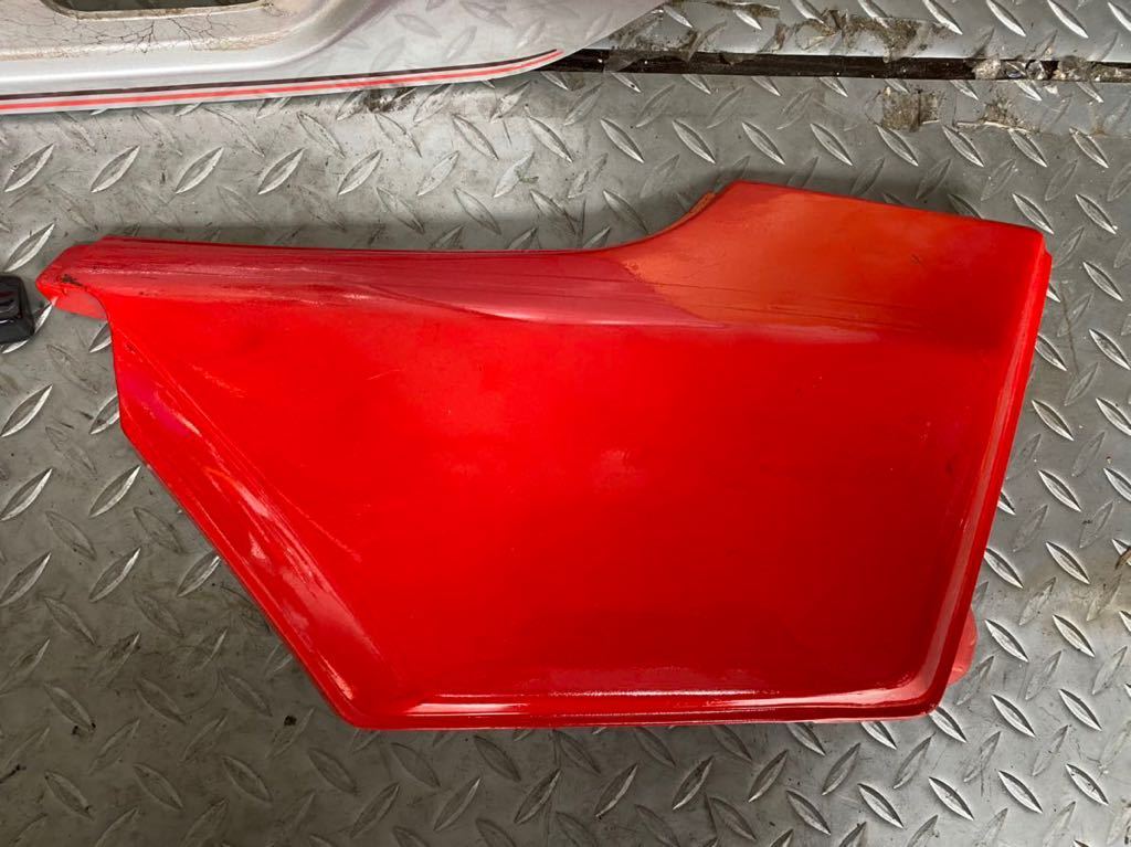 ホンダ HONDA CB250N CB400N テールカウル サイドカバー左右セット 