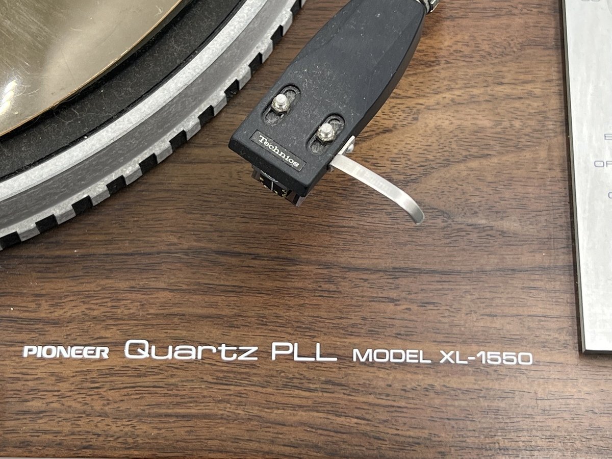 大人気,お得 Pioneer Quartz PLL XL-1550 レコードプレイヤー パイオニア クォーツPLL方式 レトロ コレクション ターンテーブル 本体 オーディオ機器